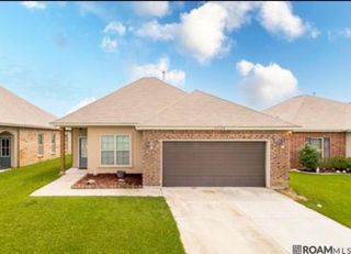 42598 Baystone Ave #1, Prairieville, LA 70769