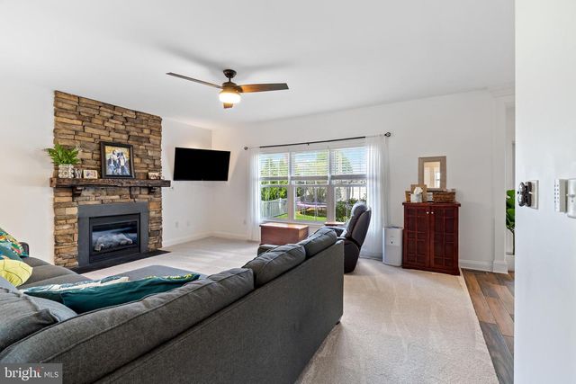 174 CHESTERFIELD DR, Palmyra, PA 17078
