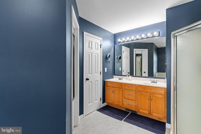 174 CHESTERFIELD DR, Palmyra, PA 17078