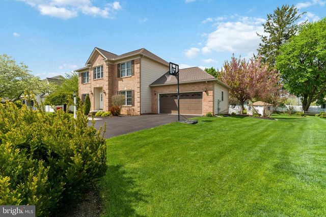 174 CHESTERFIELD DR, Palmyra, PA 17078