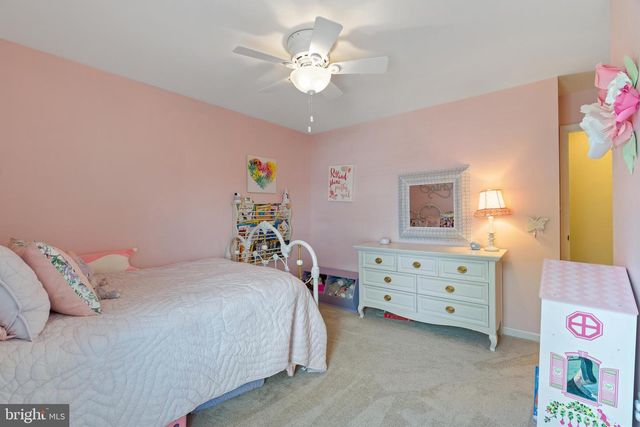 174 CHESTERFIELD DR, Palmyra, PA 17078