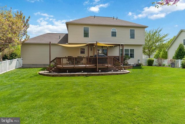 174 CHESTERFIELD DR, Palmyra, PA 17078