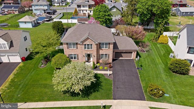 174 CHESTERFIELD DR, Palmyra, PA 17078