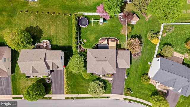 174 CHESTERFIELD DR, Palmyra, PA 17078