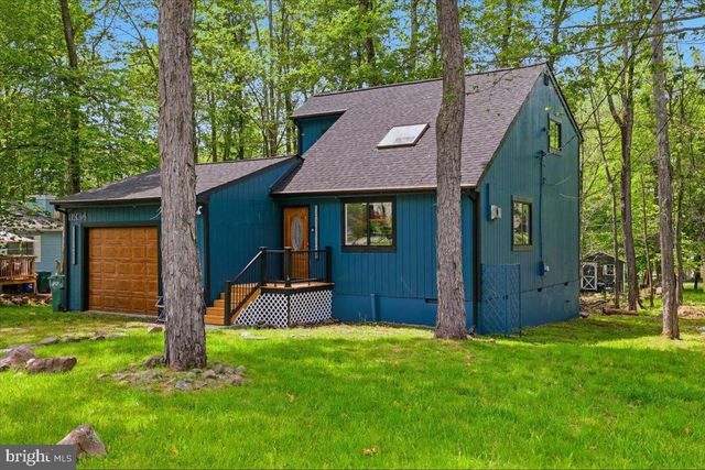 8934 DEERFIELD RD, Tobyhanna, PA 18466