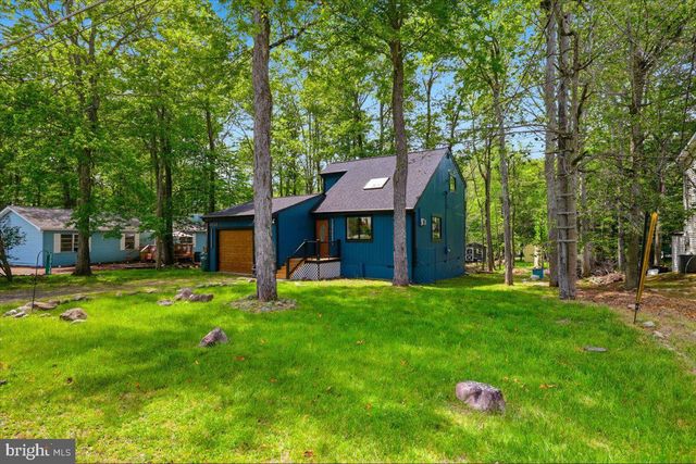 8934 DEERFIELD RD, Tobyhanna, PA 18466
