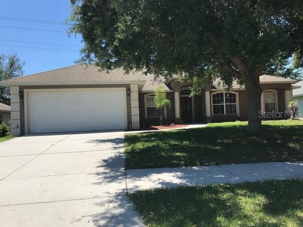 972 CORNELL AVENUE, Clermont, FL 34711