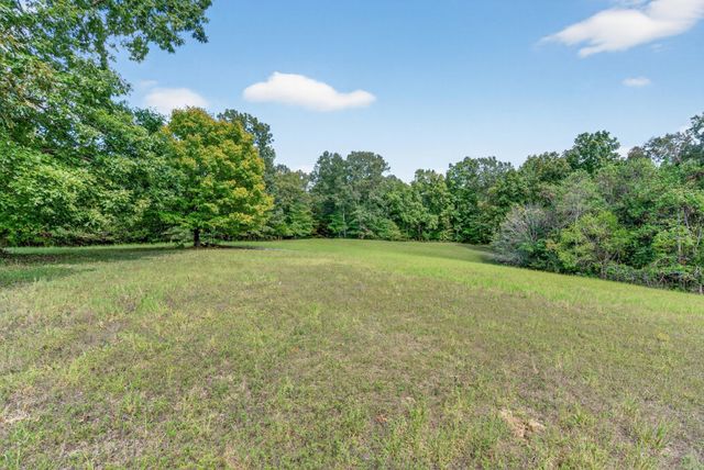 3300 Smith Pl, Clarksville, TN 37040