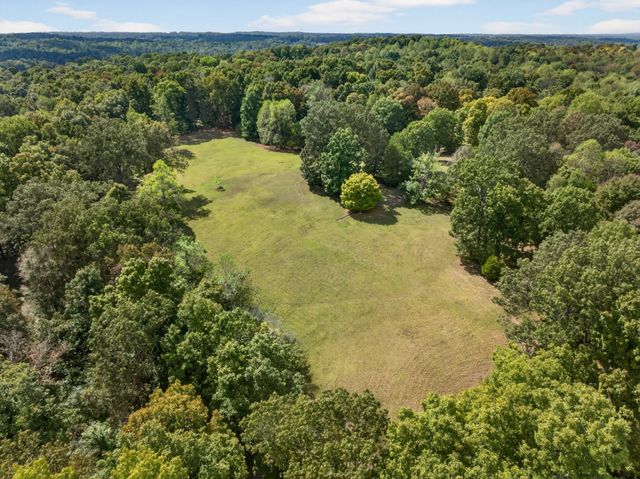 3300 Smith Pl, Clarksville, TN 37040