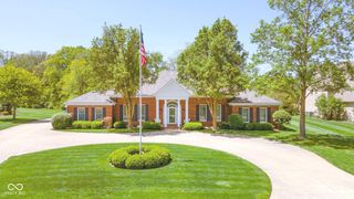 1105 Deer Creek Drive, Anderson, IN 46011
