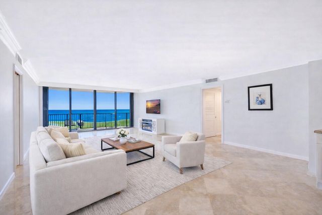 400 Beach Road 103, Tequesta, FL 33469