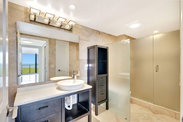 400 Beach Road 103, Tequesta, FL 33469