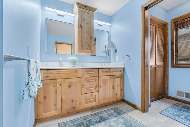 2429 Highpointe Drive, Kalamazoo City, MI 49008