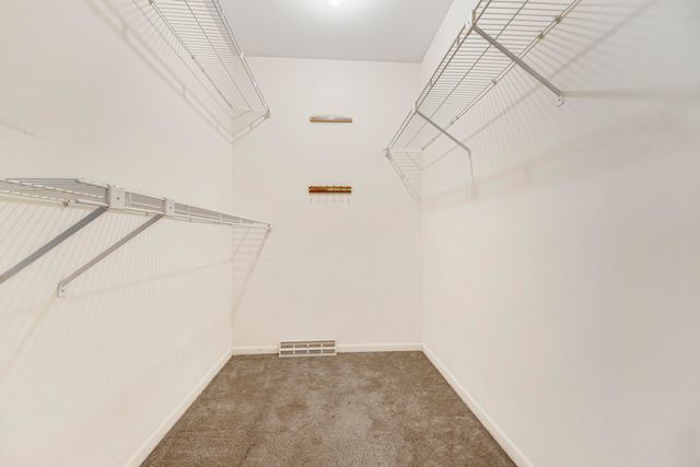 2429 Highpointe Drive, Kalamazoo City, MI 49008