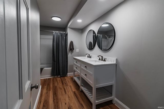 6511 Blue Spruce Drive, Newburgh, IN 47630