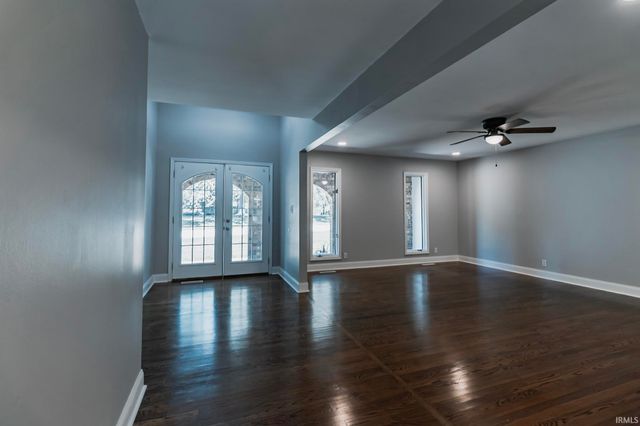 6511 Blue Spruce Drive, Newburgh, IN 47630
