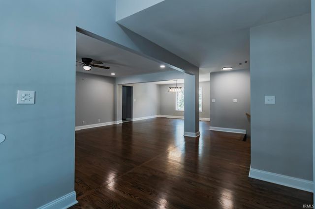 6511 Blue Spruce Drive, Newburgh, IN 47630