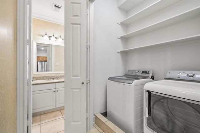 5507 Val Verde Street, Houston, TX 77056