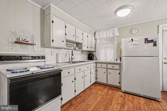 126 CANAL ST, Lebanon, PA 17046