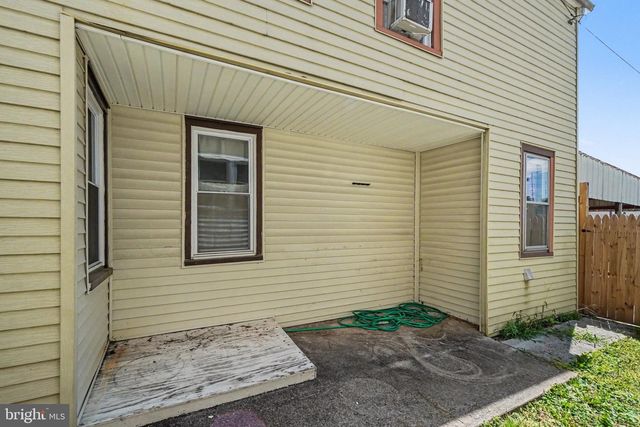 126 CANAL ST, Lebanon, PA 17046