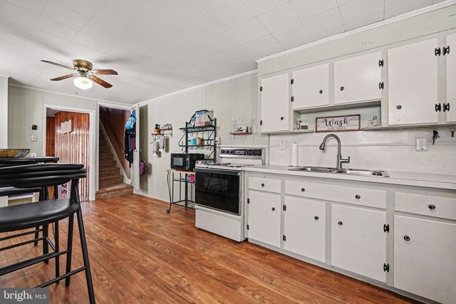 126 CANAL ST, Lebanon, PA 17046