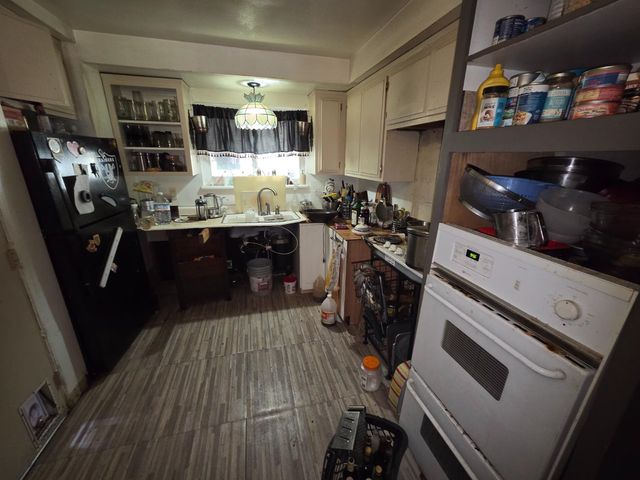 977 Alamos Ave, Sacramento, CA 95815