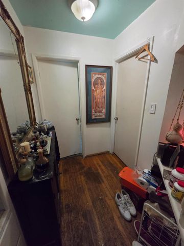 977 Alamos Ave, Sacramento, CA 95815