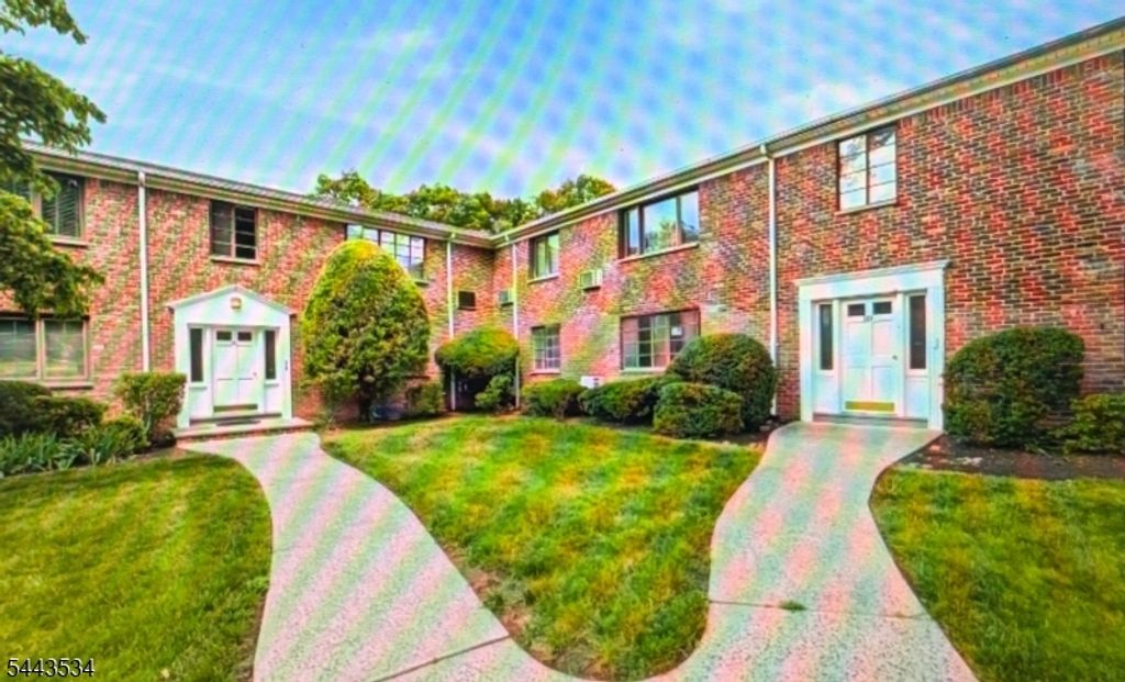 26 Troy Dr b, Springfield Twp., NJ 07081