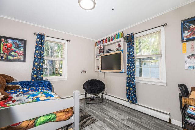 10 Howe Street, Rochester, NH 03867