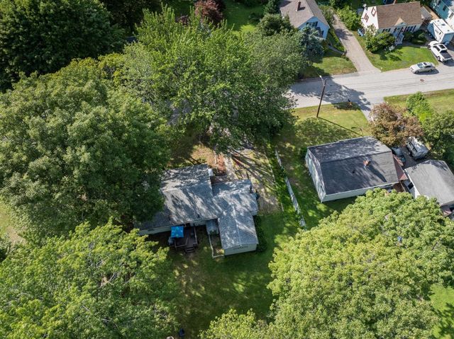 10 Howe Street, Rochester, NH 03867