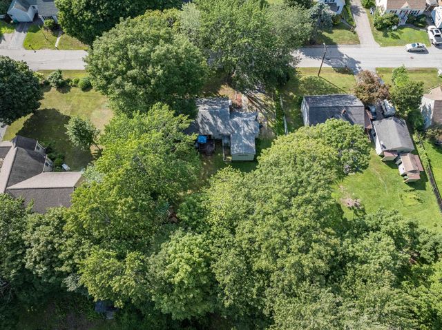 10 Howe Street, Rochester, NH 03867
