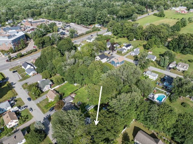 10 Howe Street, Rochester, NH 03867