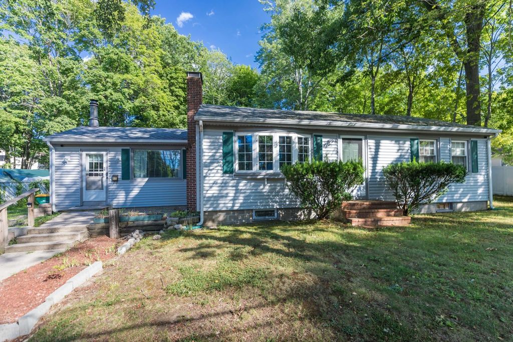 10 Howe Street, Rochester, NH 03867