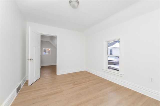 1006 Hays Park Avenue, Kalamazoo, MI 49001