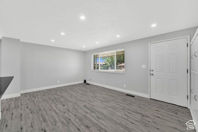 3 E VINE CIR, Clearfield, UT 84015