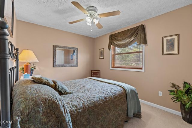 429 Filet Lane, Dandridge, TN 37725