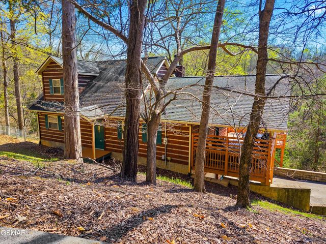 429 Filet Lane, Dandridge, TN 37725