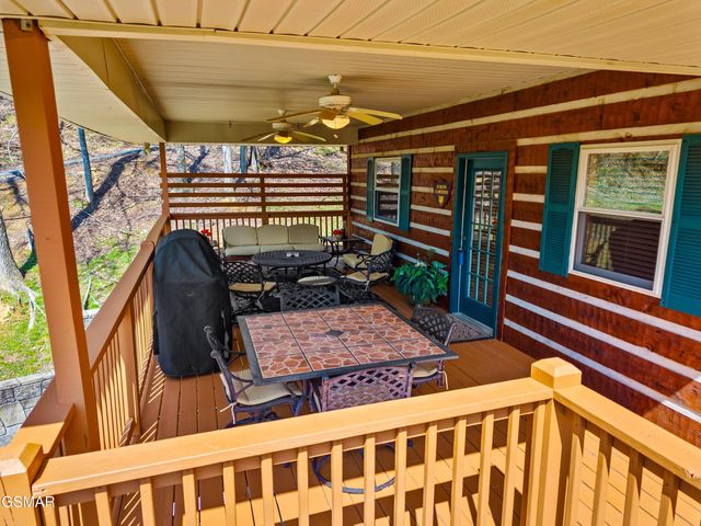 429 Filet Lane, Dandridge, TN 37725