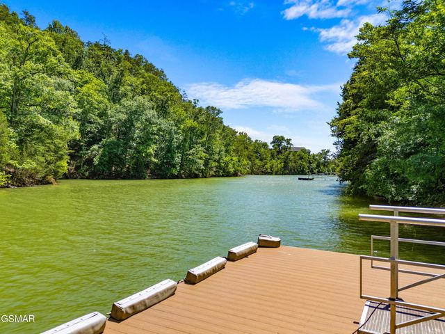 429 Filet Lane, Dandridge, TN 37725