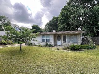 2428 S 14th Street, Niles, MI 49120