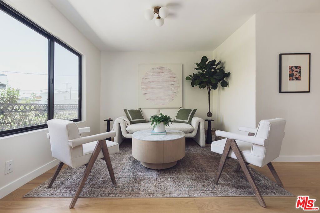 4412 Finley Avenue 2, Los Angeles, CA 90027 — photo 2