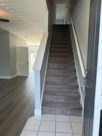 11503 DECLARATION DRIVE, Tampa, FL 33635