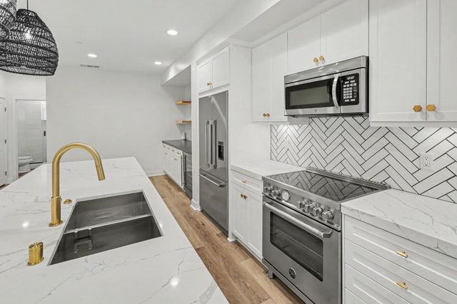 1109 Makena Way, Oceanside, CA 92054