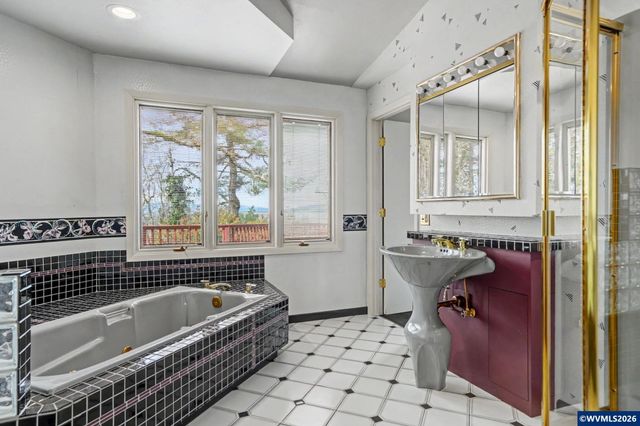 875 Caroline St S, Salem, OR 97302