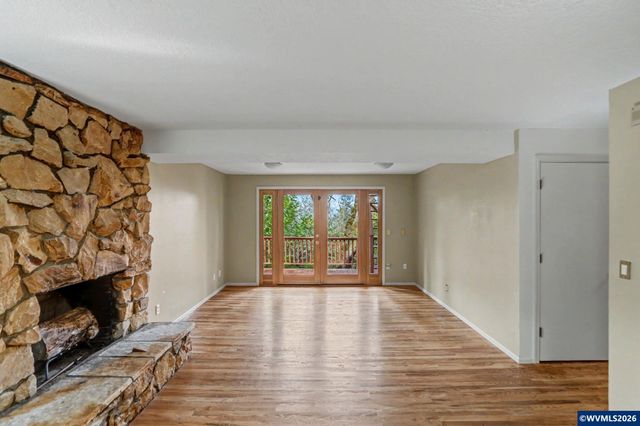 875 Caroline St S, Salem, OR 97302