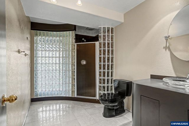 875 Caroline St S, Salem, OR 97302