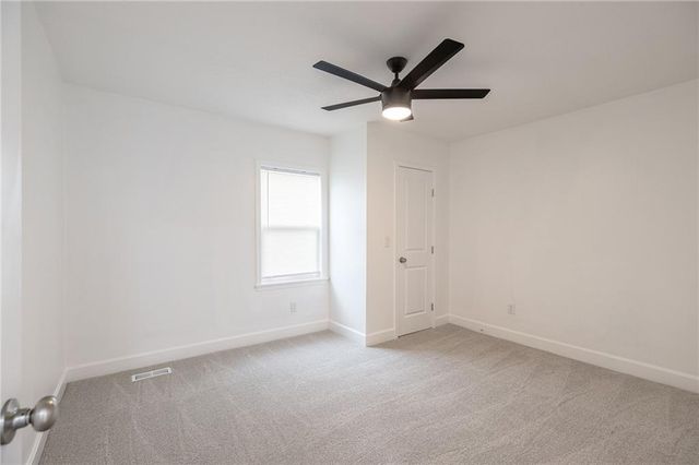 3411 E 36TH Street, Kansas City, MO 64128