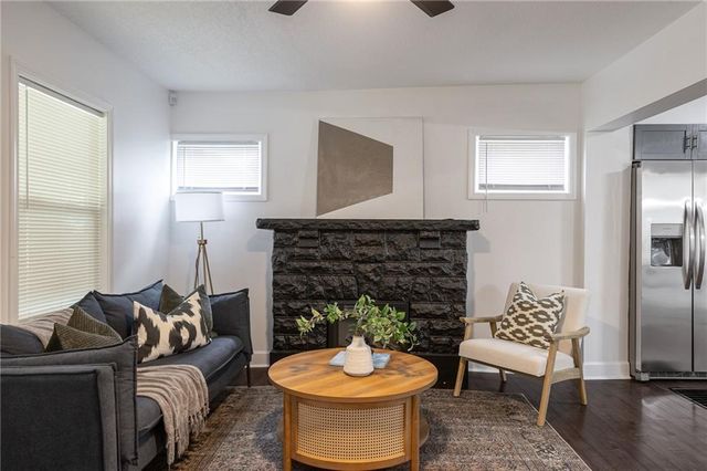 3411 E 36TH Street, Kansas City, MO 64128