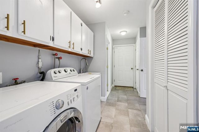 4 Birch Road, Ringwood, NJ 07456