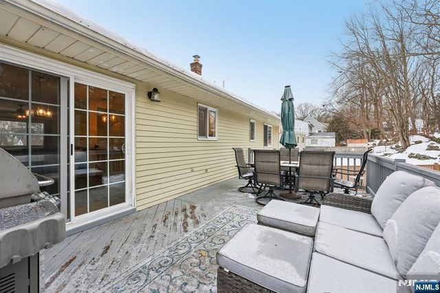 4 Birch Road, Ringwood, NJ 07456